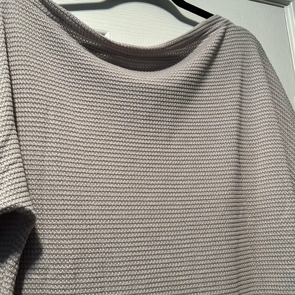 🔥NWOT Batwing Wide Boatneck Off Shoulder Dolman Long Sleeve Medium Knit Top - Picture 12 of 16